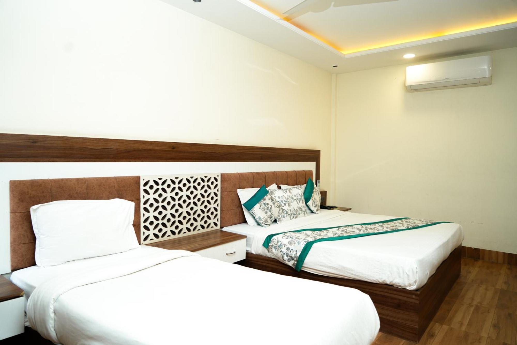 Rayta Hills Resort Nāi 外观 照片